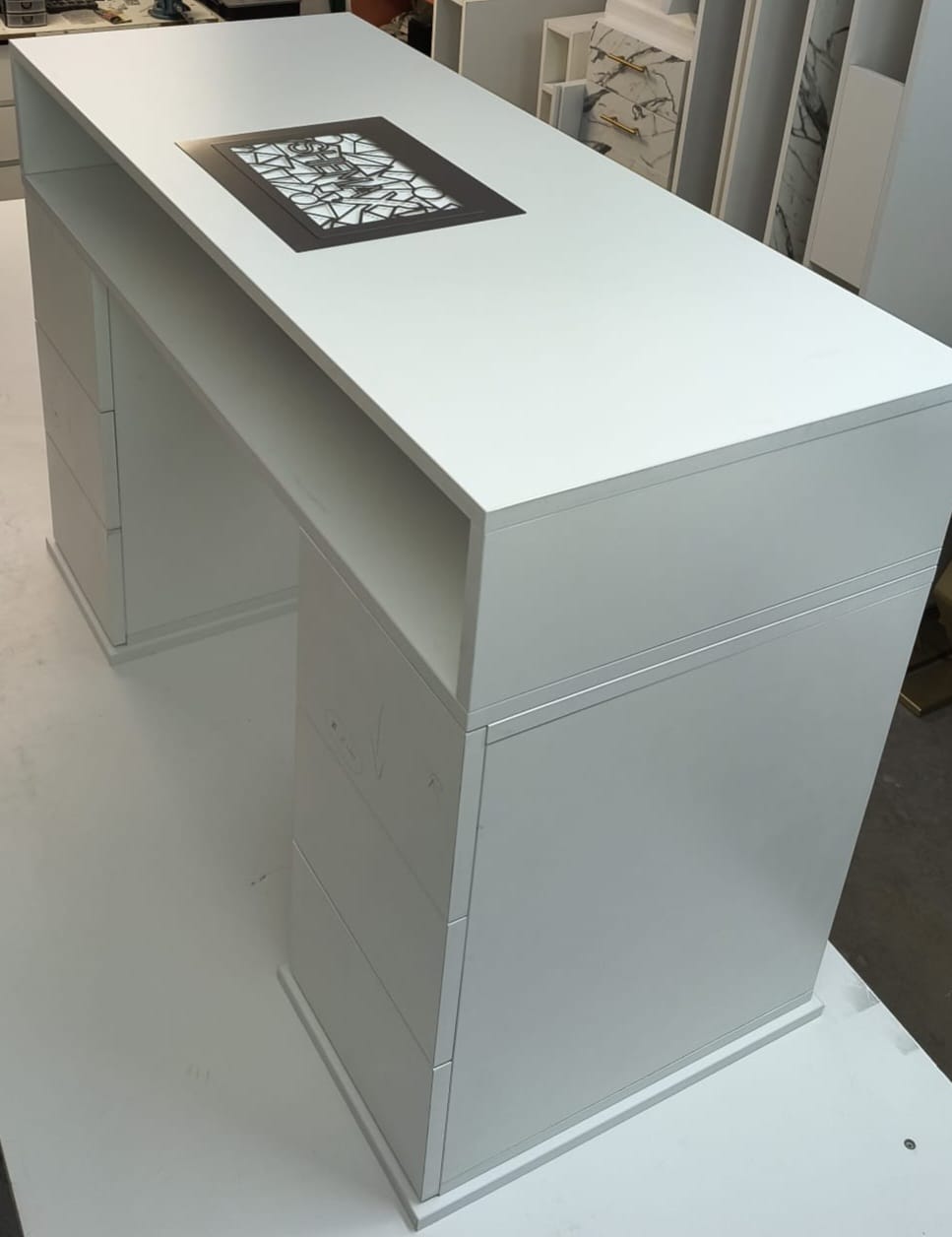 Aspiratore SHEMAX da incasso con tavolo manicure - immagine 5